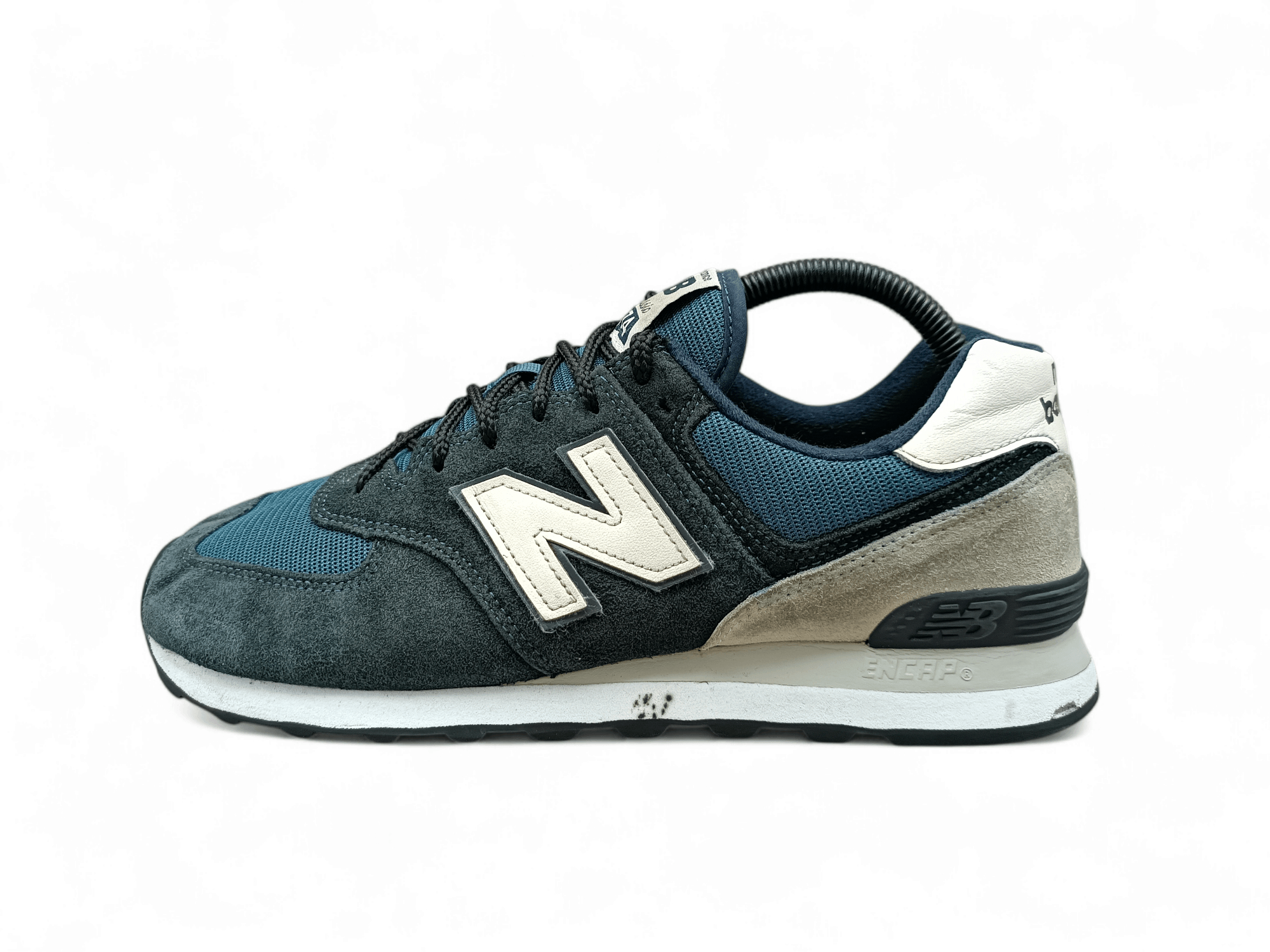 new balance 574

tejori.pk