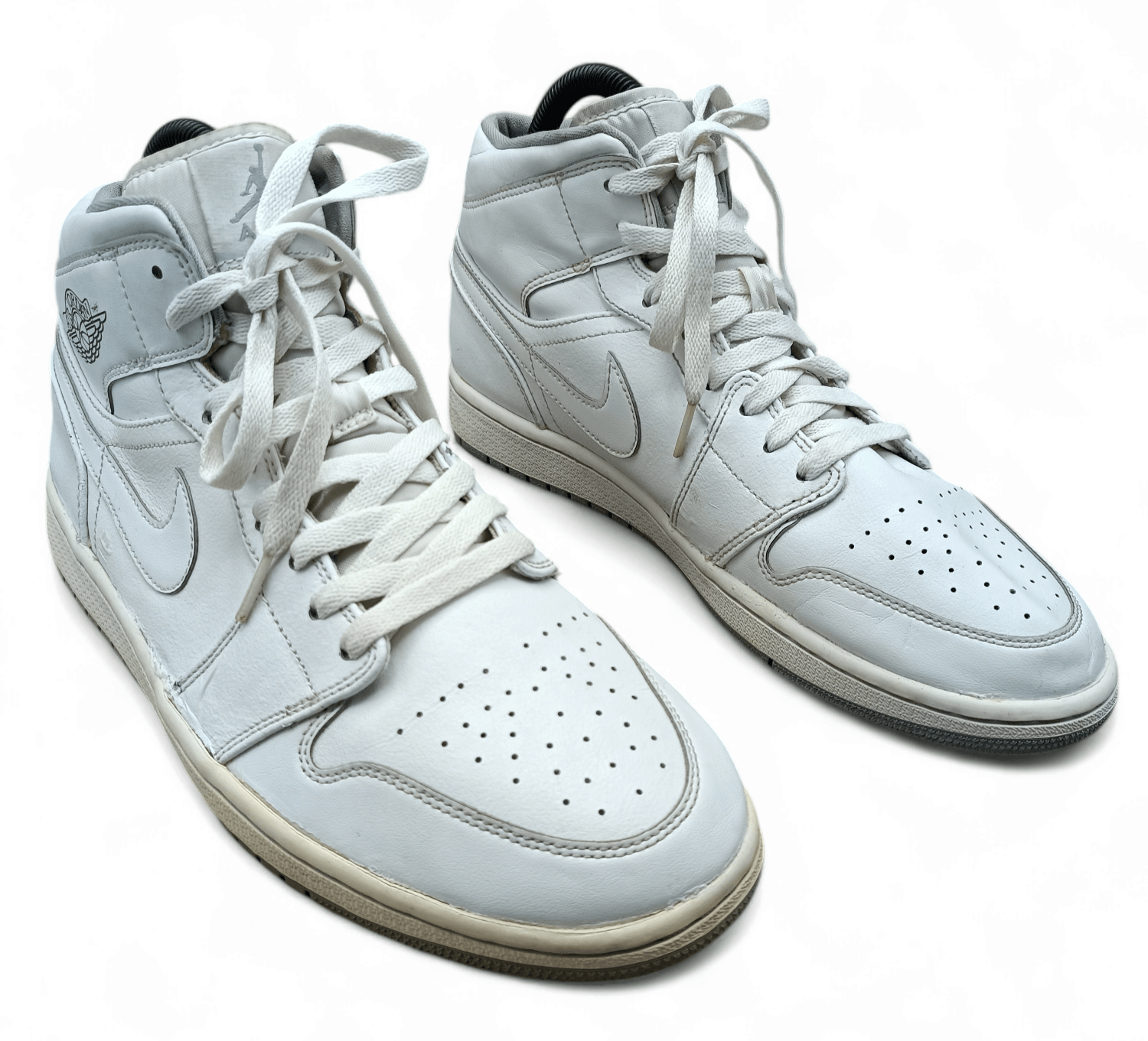 Air Jordan 1 Mid Triple White