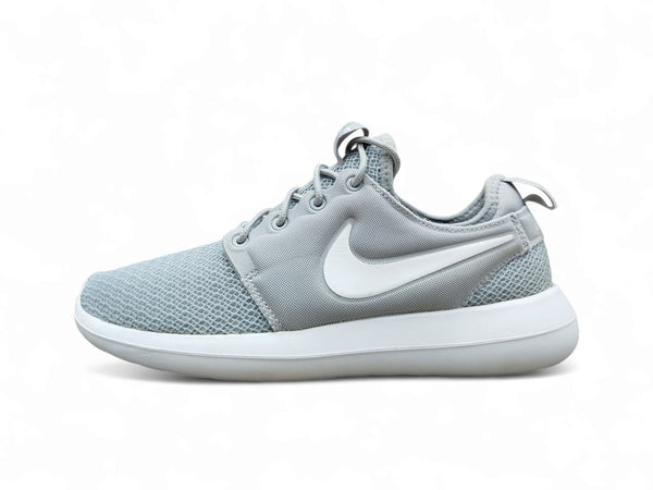 NIKE ROSHE TWO Shoe