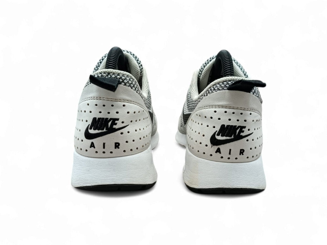 Nike Air Max Tavas Trainers White