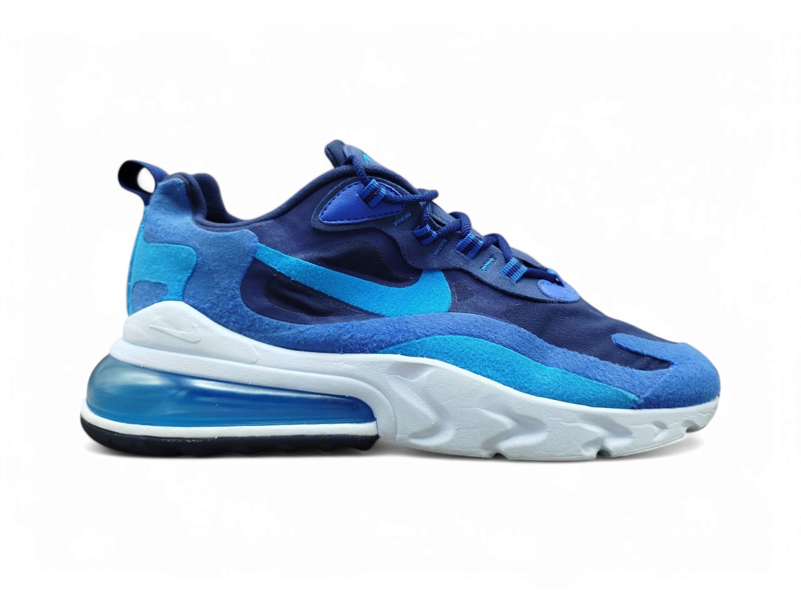 NIKE AIR MAX 270 REACT