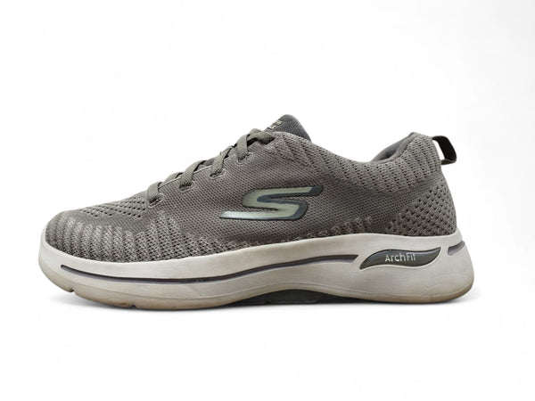 SKECHERS ARCH FIT