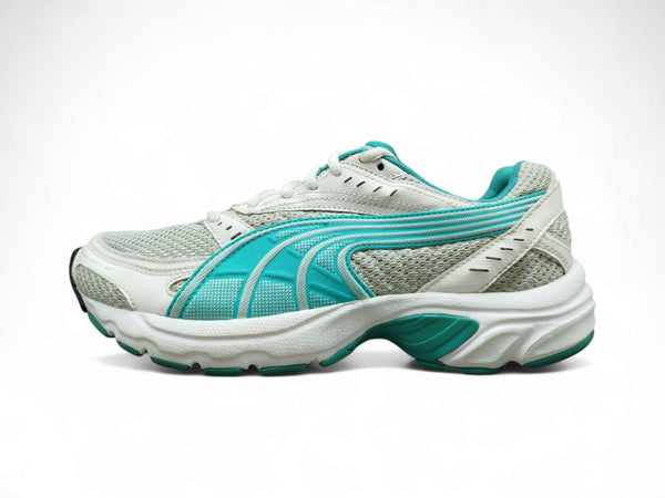 PUMA- Axis Running Shoes