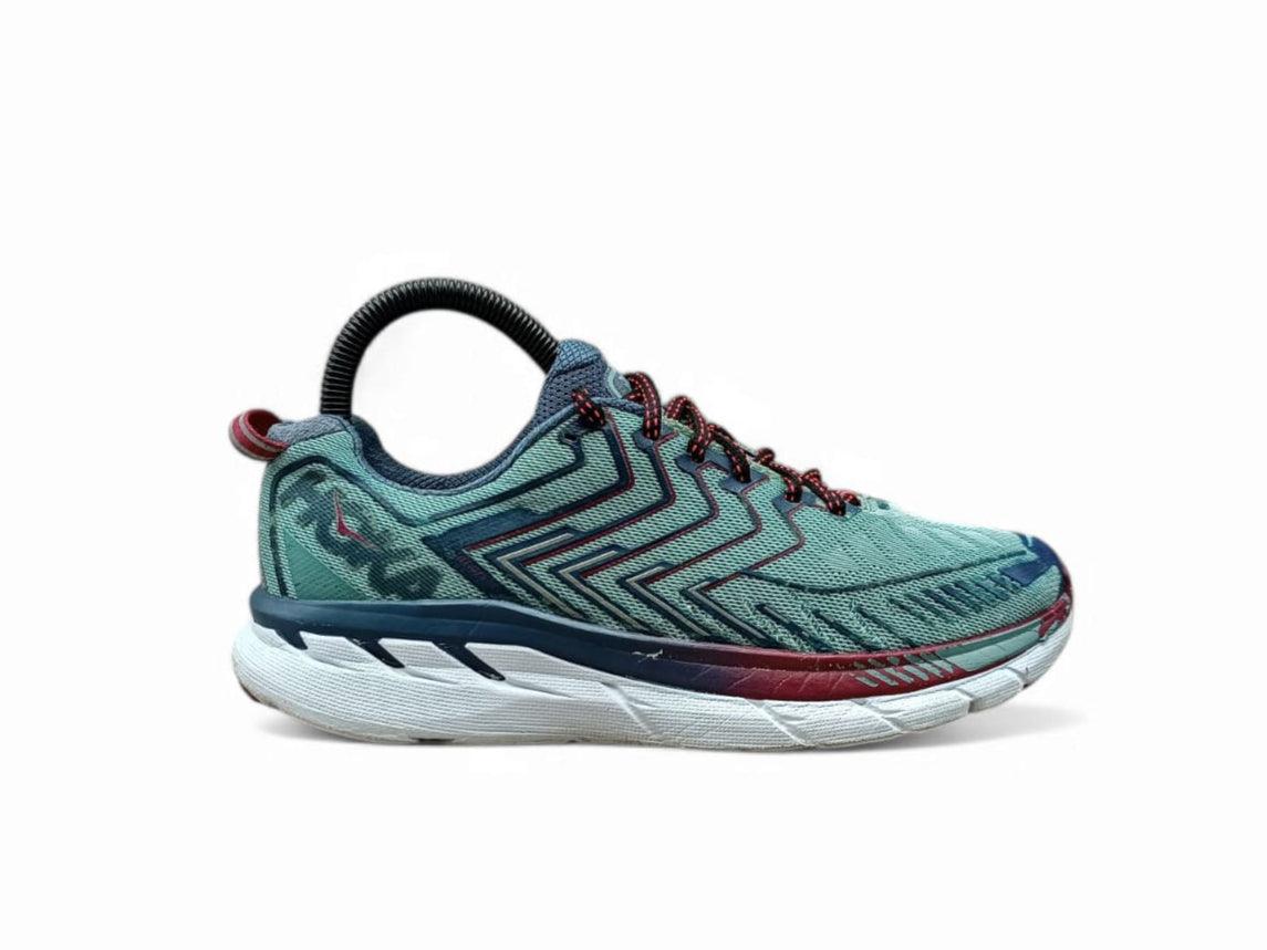 Hoka One One Clifton 4