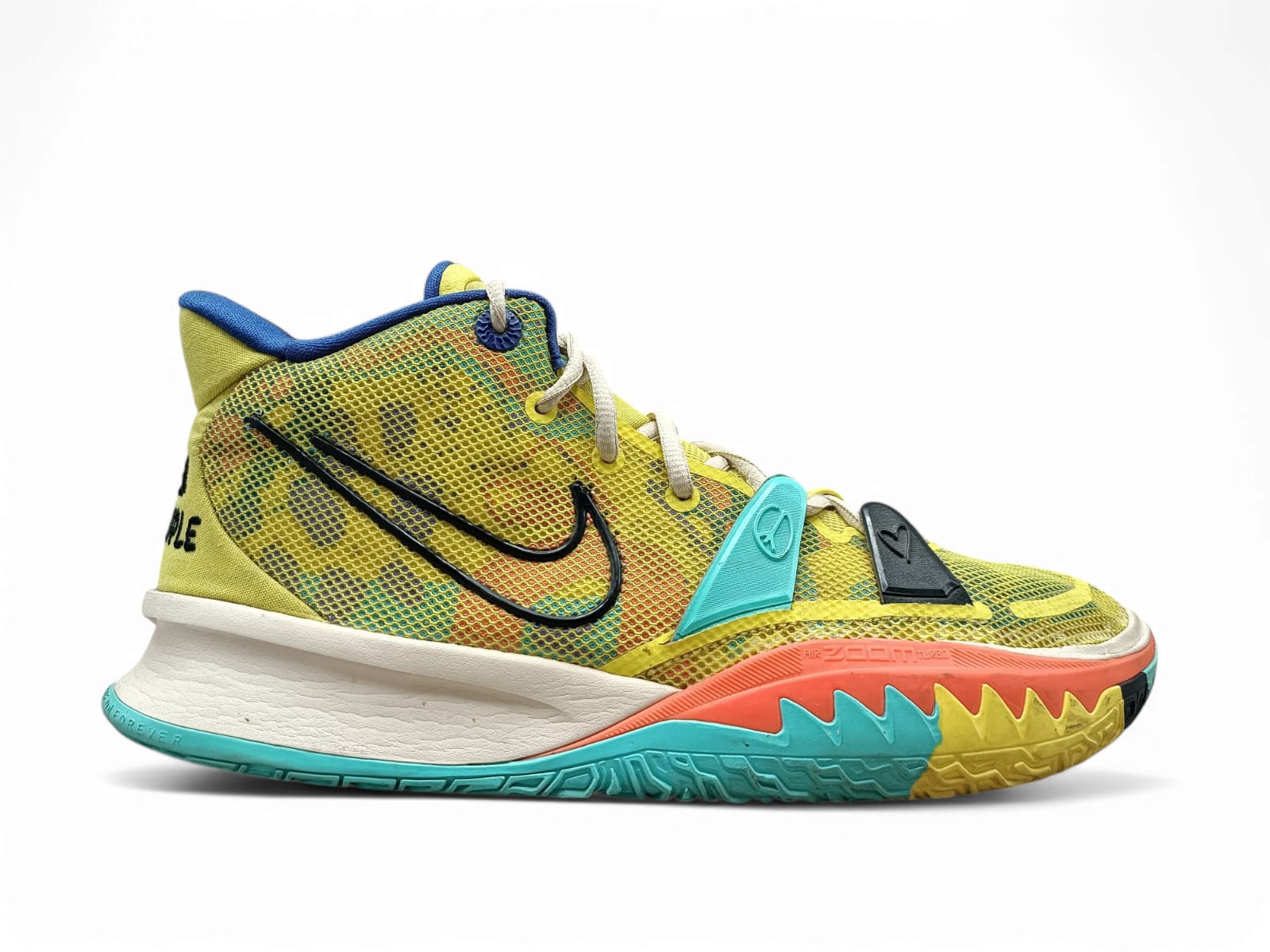 NIKE KYRIE 7 1 WORLD 1 PEOPLE