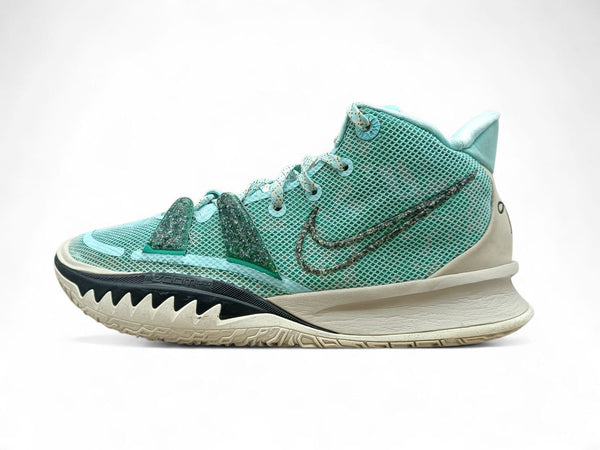 Nike Men's Kyrie 7